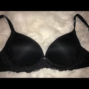 Victoria’s Secret bra 36DD body no wire